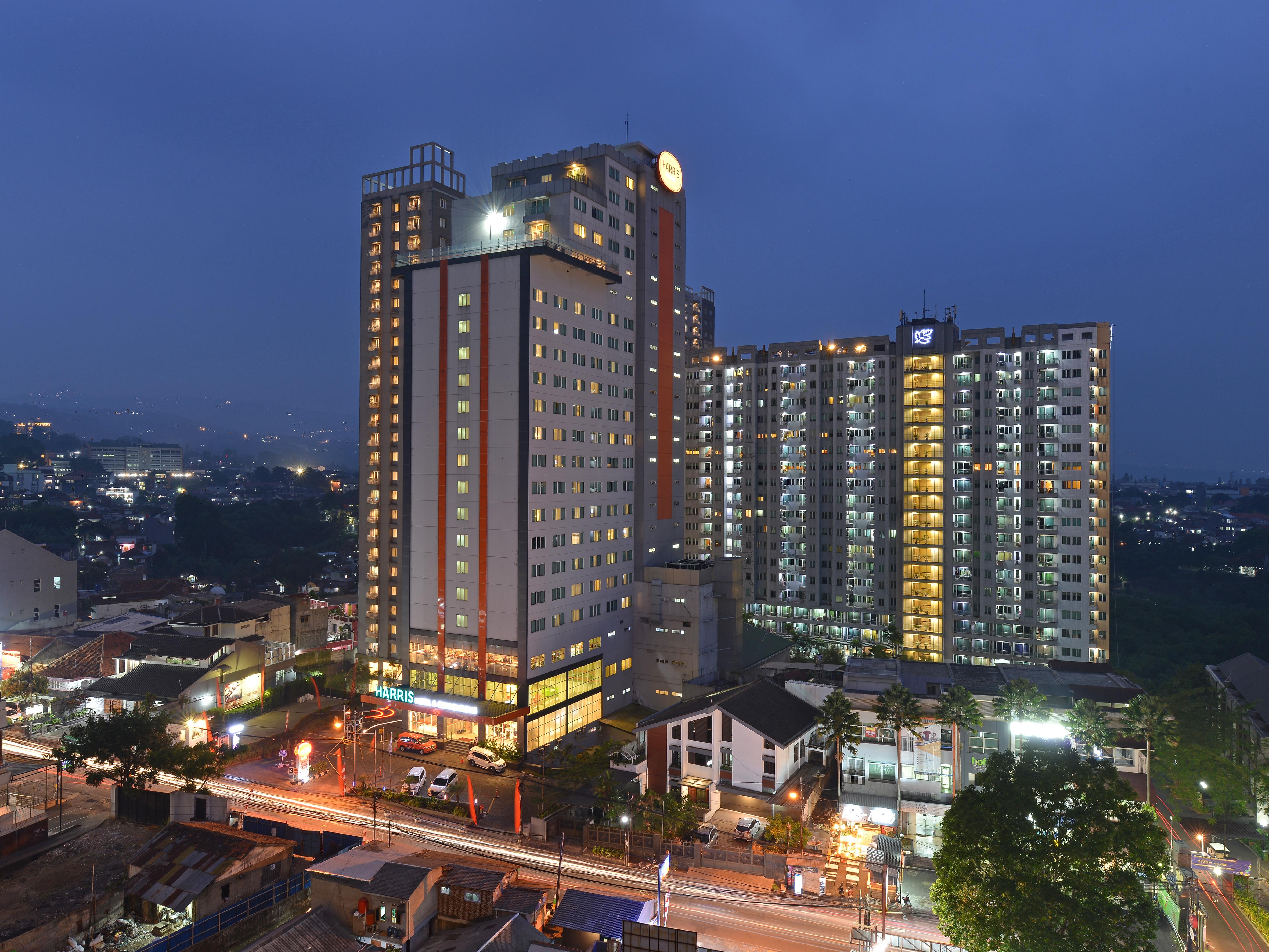 Harris Hotel & Conventions Ciumbuleuit - Bandung Exterior foto